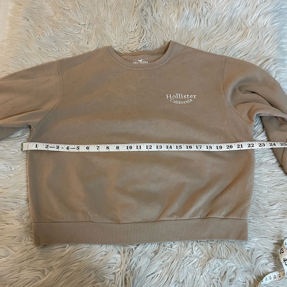 Hollister | Sweatshirt Bundle - Picture 8 of 11